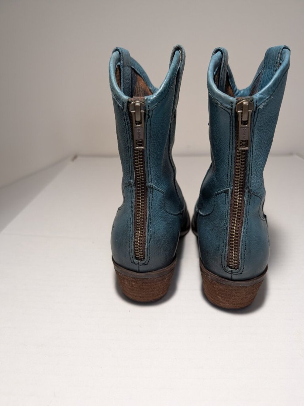Born Wynd Distressed Leather Western Boots Size 7.5 Turquoise - Picture 5 of 12